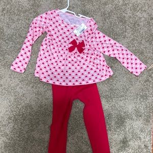 NWT 2 piece hearts set size 2T